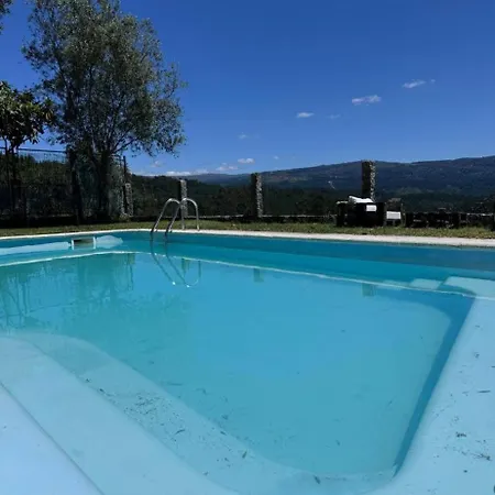 Casa Con Piscina Y Cenador Al Aire Libre Semesterbostad *