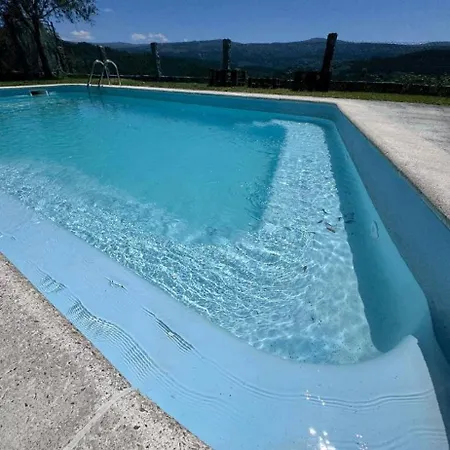 Casa Con Piscina Y Cenador Al Aire Libre Semesterbostad Mondariz