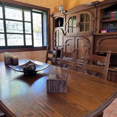 Casa Con Piscina Y Cenador Al Aire Libre
