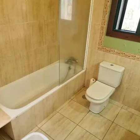 Semesterbostad Casa Con Piscina Y Cenador Al Aire Libre Mondariz